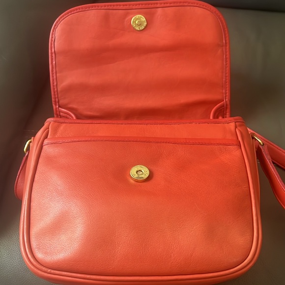 Vintage Coach Red Tailored Pouch # 4110 LightWeights Collection no hangtag - Picture 8 of 16